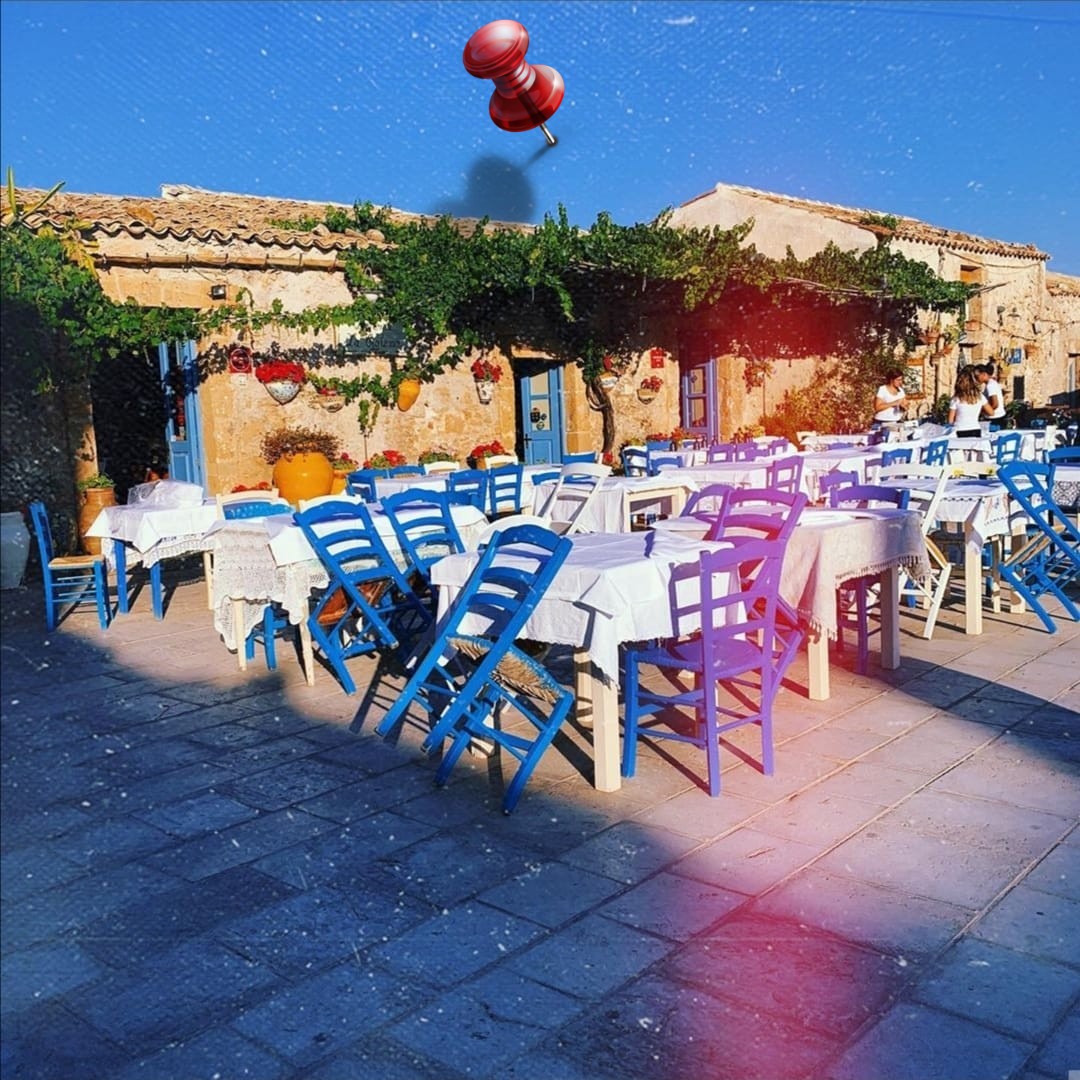 locale tipico di marzamemi con effetto vintage